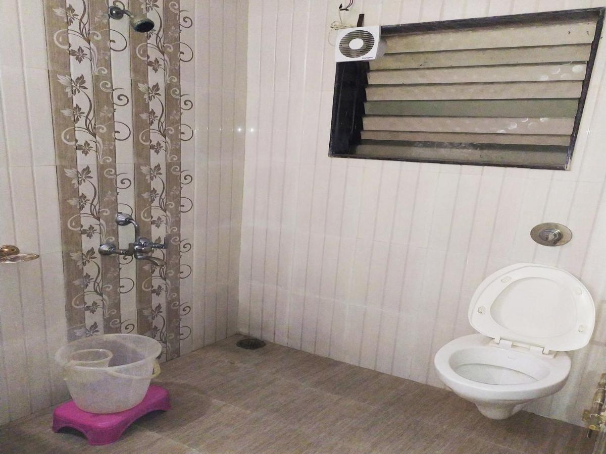 Hotel Wayfare Širdi Exteriér fotografie