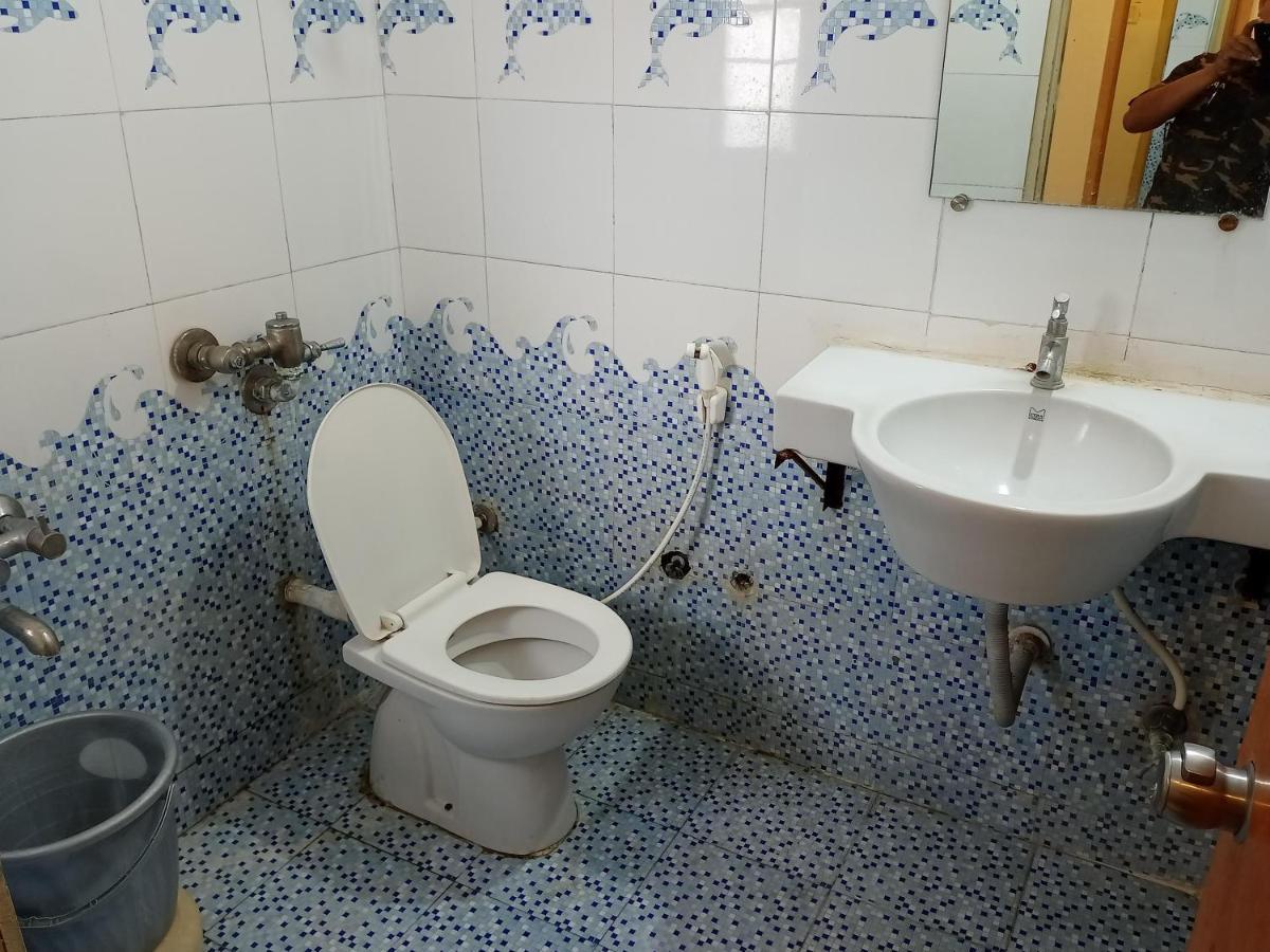 Hotel Wayfare Širdi Exteriér fotografie