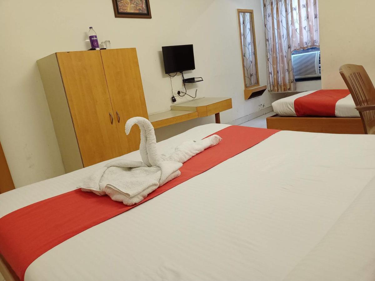 Hotel Wayfare Širdi Exteriér fotografie