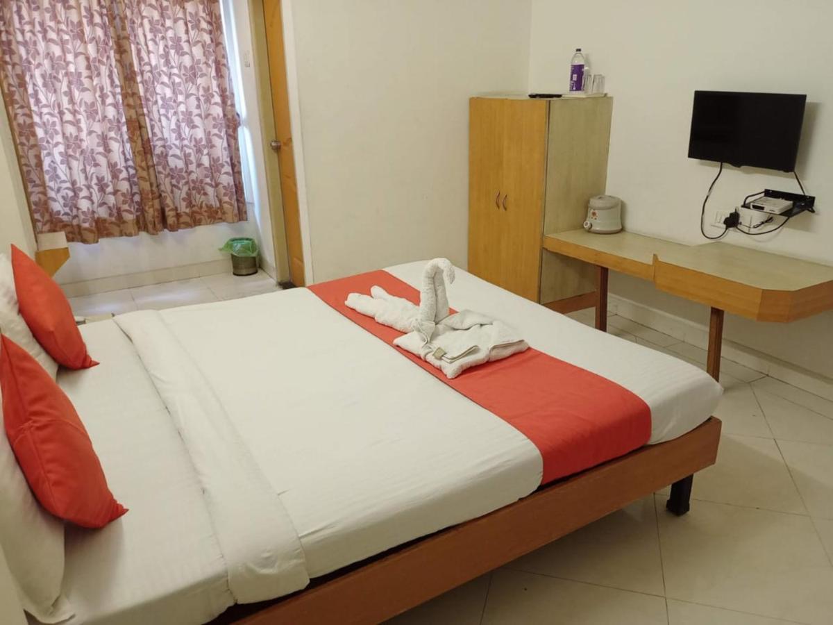 Hotel Wayfare Širdi Exteriér fotografie
