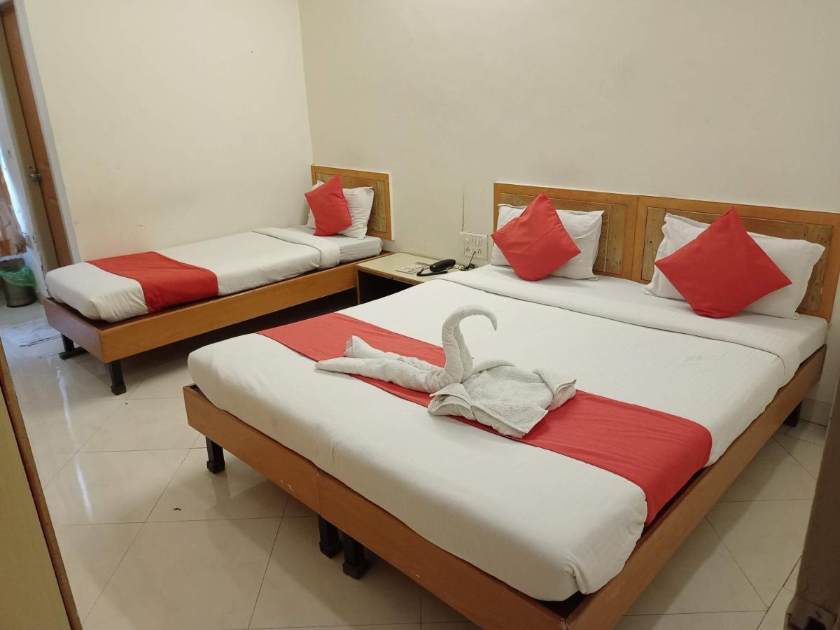 Hotel Wayfare Širdi Exteriér fotografie