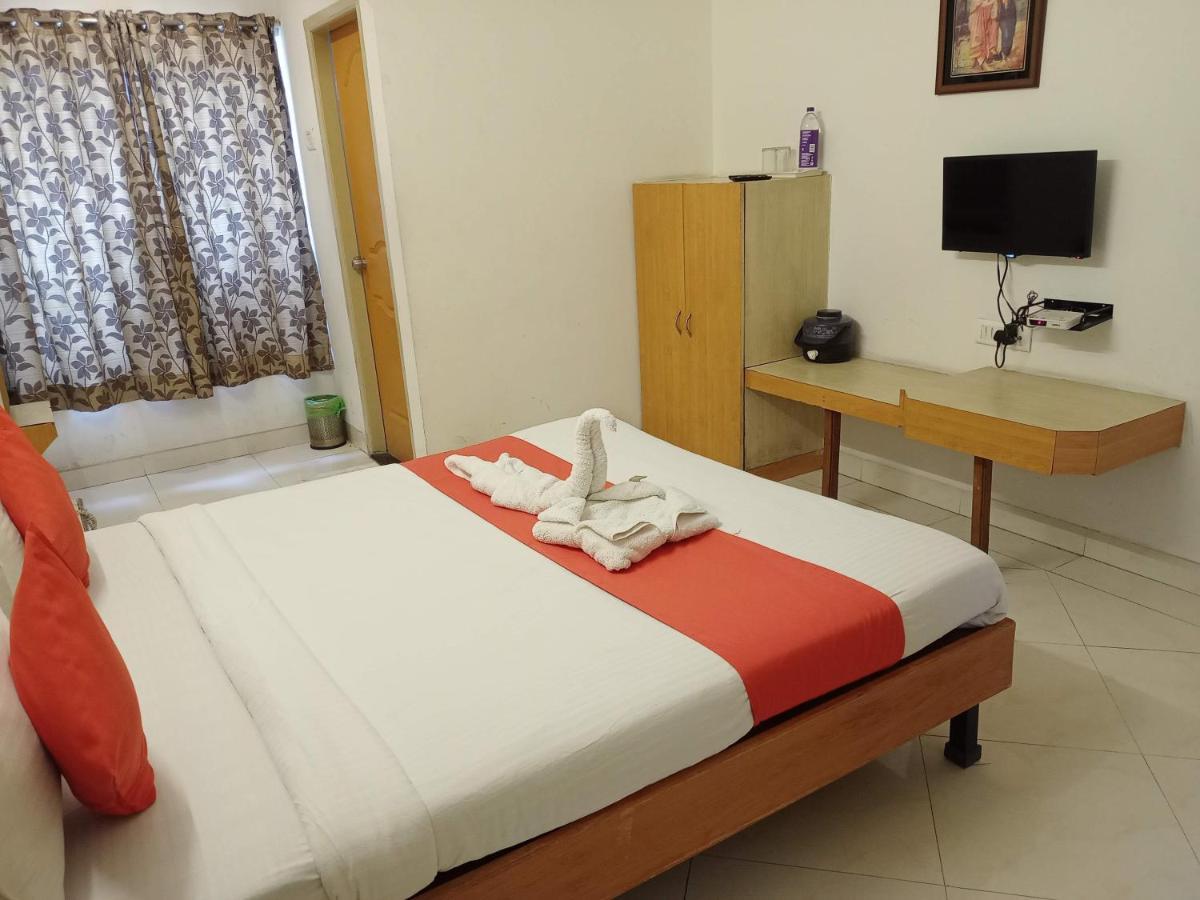 Hotel Wayfare Širdi Exteriér fotografie
