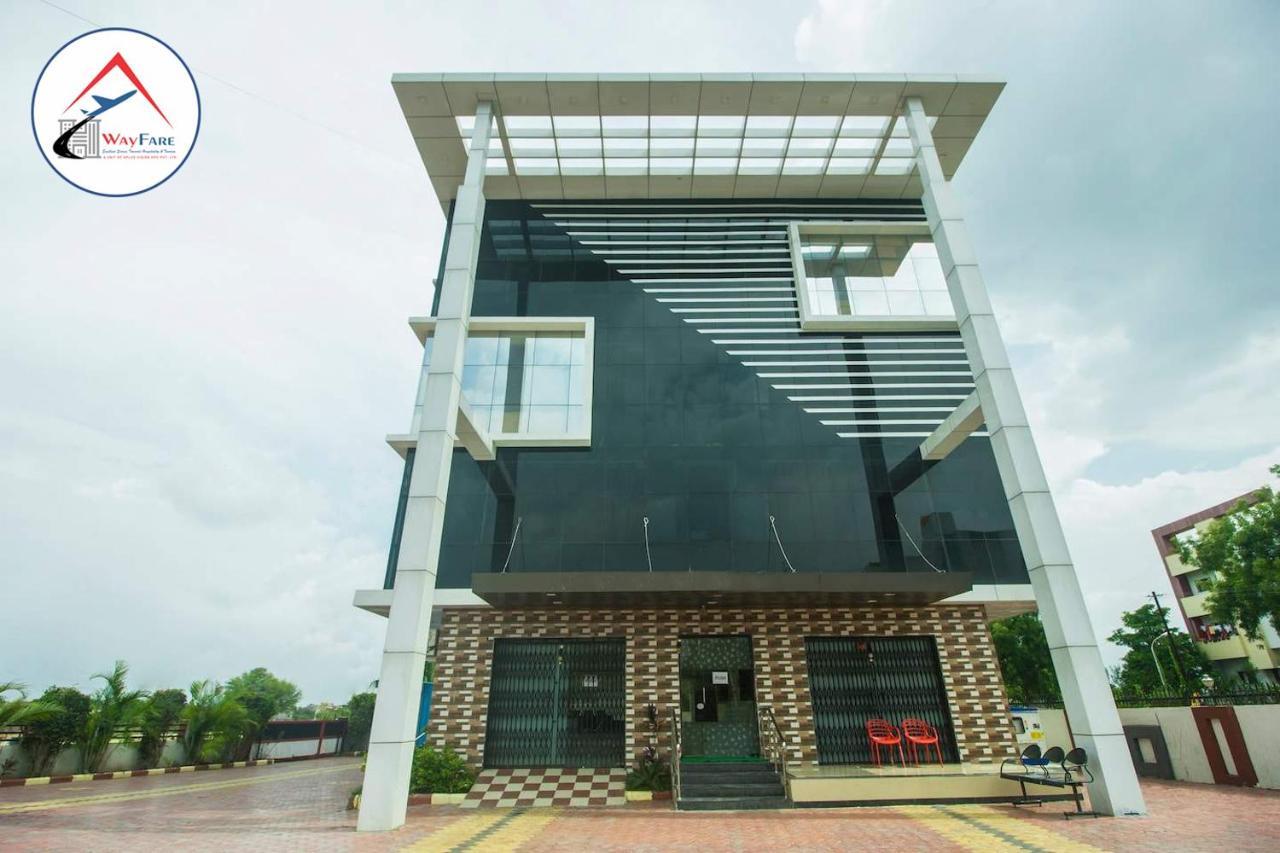 Hotel Wayfare Širdi Exteriér fotografie